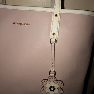 Michael Kors LARGE TOTE👜💕